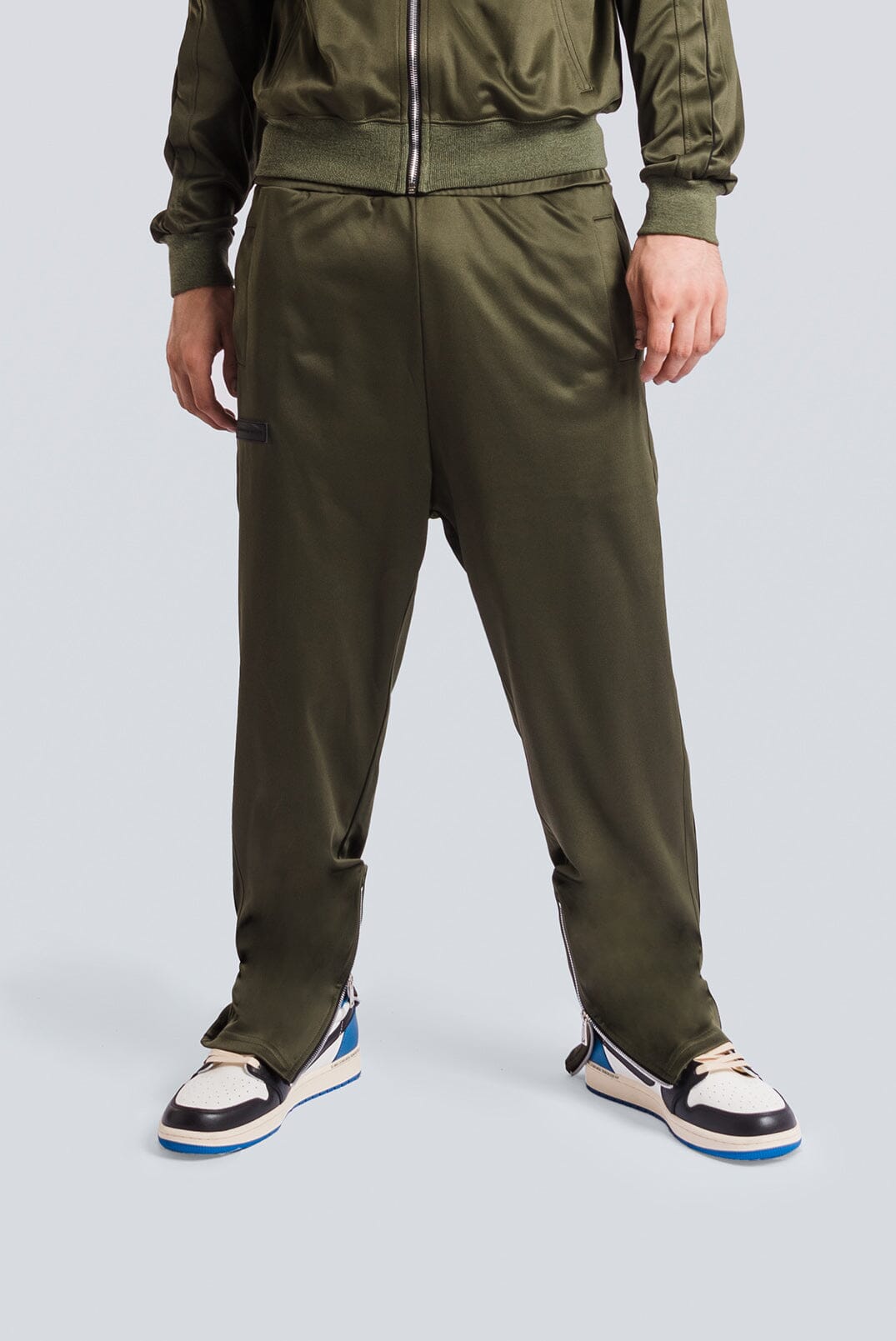 Pantalón Buzo Gerd - Verde PANTALONES THE LOST BOYS 